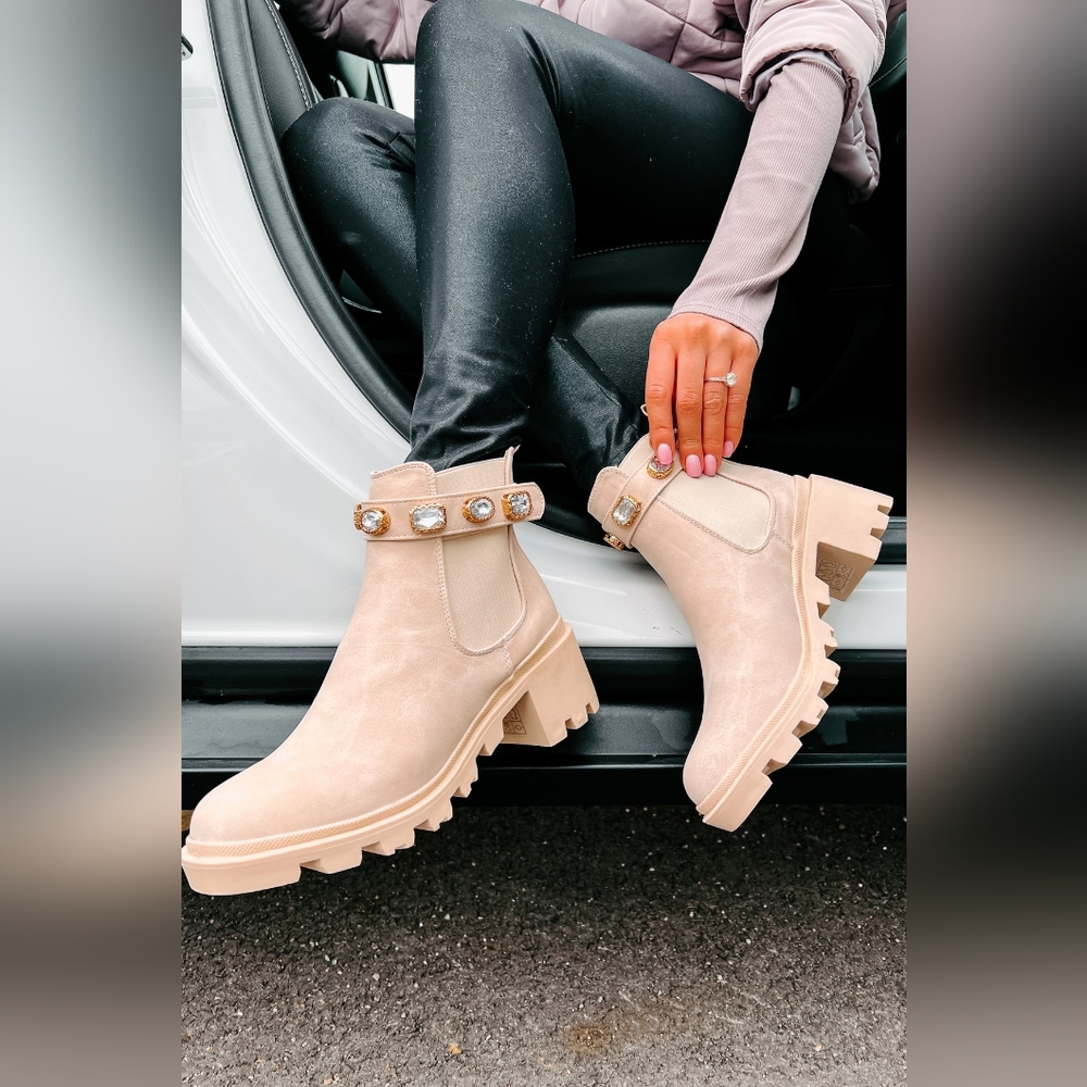 👣MATA 💕SHOES Rhinestone Strap Booties - Picture 4 of 10